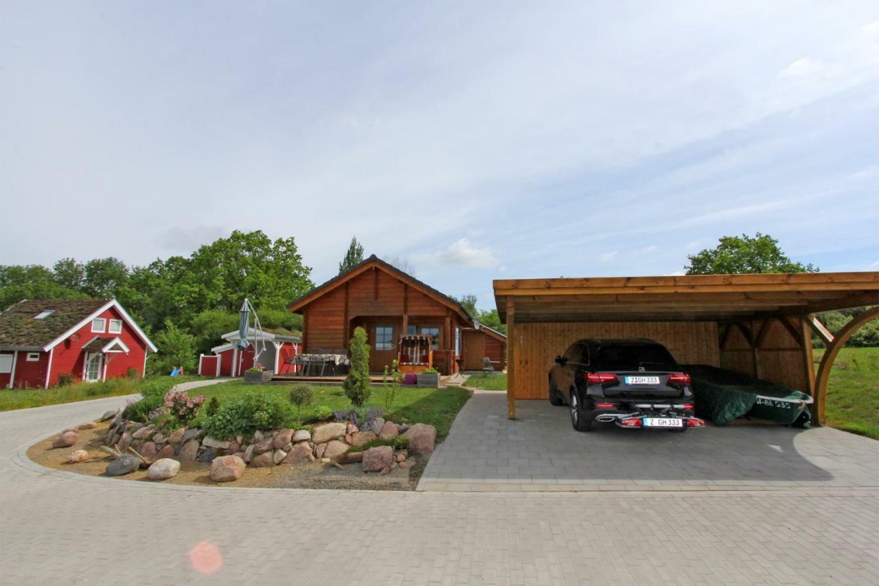 Ferienhaus Tollenseheim See 6162 Groß Nemerow Buitenkant foto